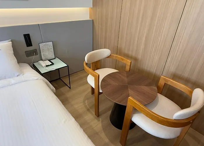 H Avenue Songjeong Hotel Busan
